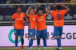 开云体育平台APP-山东泰山对阵武汉卓尔：谁将脱颖而出？的简单介绍