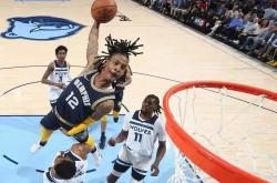 开云APP-包含深圳队逆转独行侠，莫兰特状态火热的词条